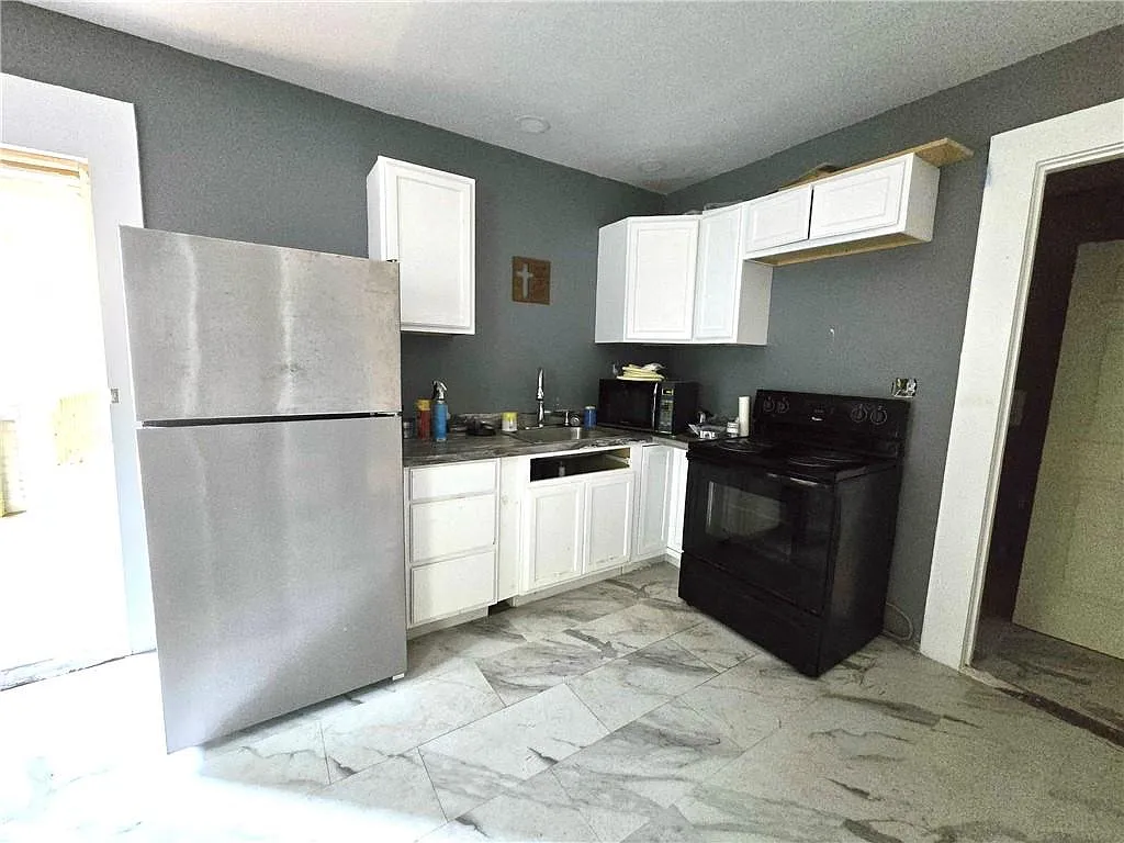 2 bed, 2.0 bath, 1699 sqft, $1,200 — Photo 4