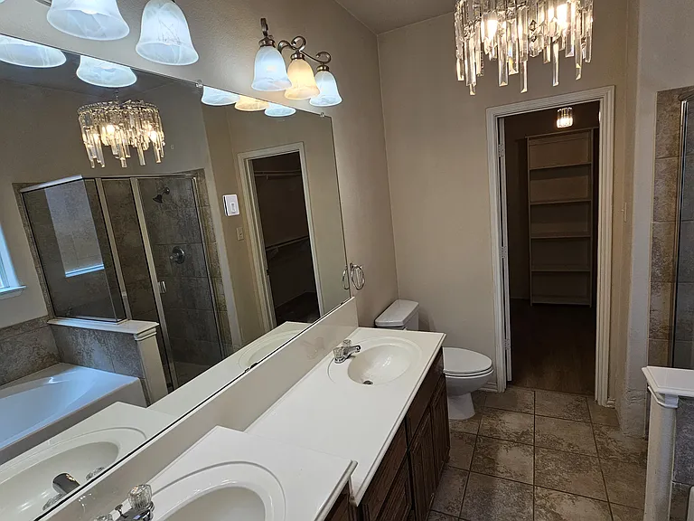 3049 Trinity Lakes Dr — Photo 40