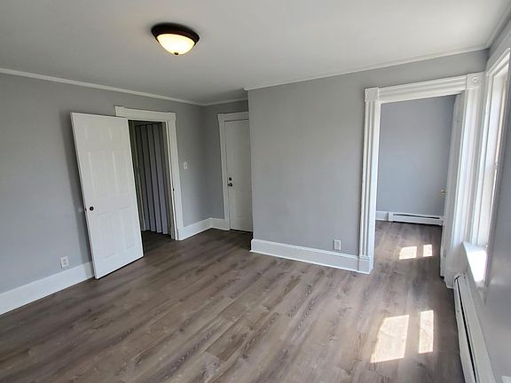 3rd image of 85 Mill St Floor 3
