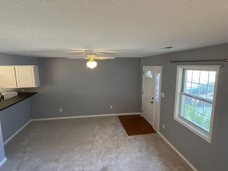 852 E Sherwood Hills Dr — Photo 5