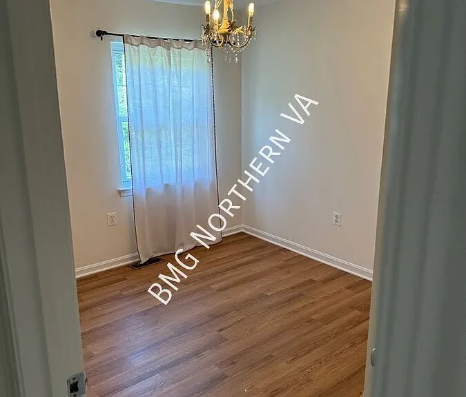 7711 Trevino Ln — Photo 13