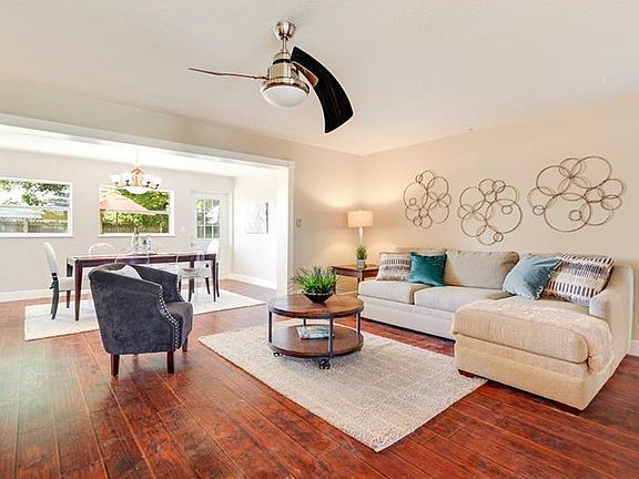 4th image of 941 Santa Monica Dr