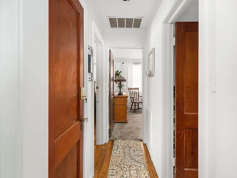 3158 Moody Ave — Photo 26