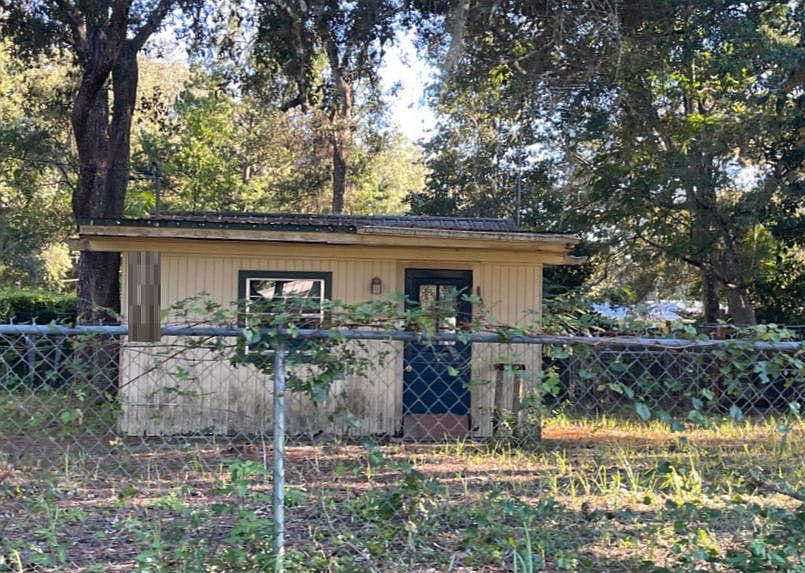 1st image of 25044 NE 131st Ln