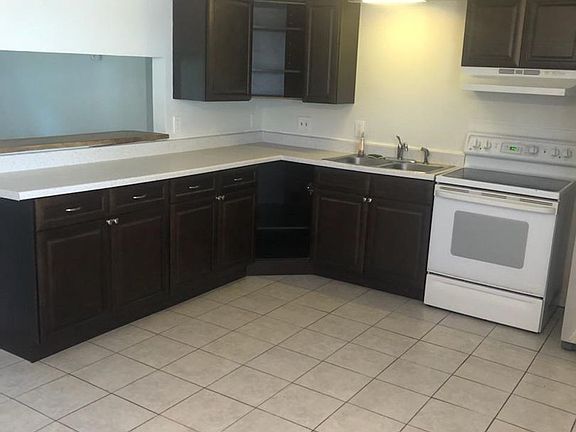 4th image of 210C Pierce Ave