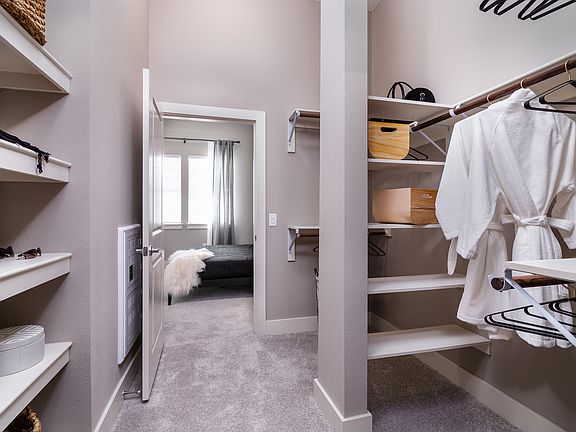 Walk-in closet