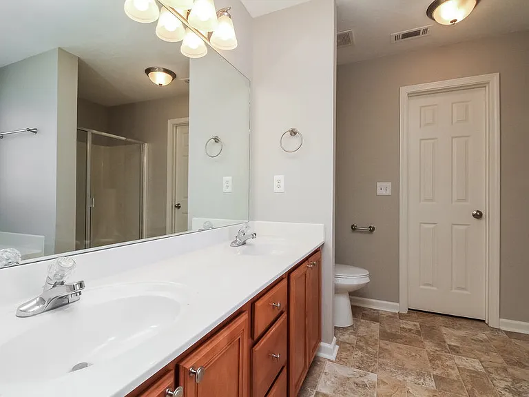 2215 New Port Dr — Photo 13