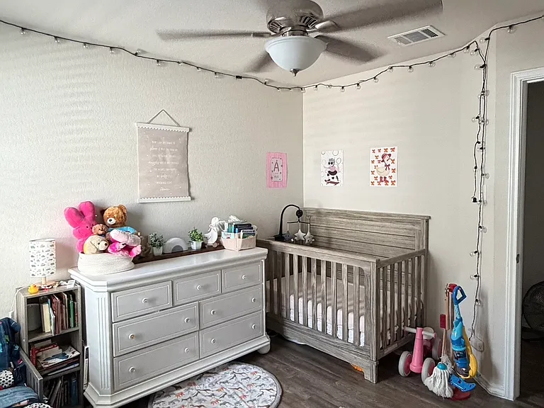 Second bedroom