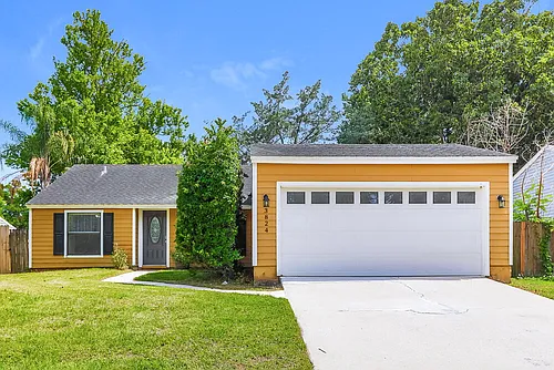 3824 Tree Lake Dr Photo 1