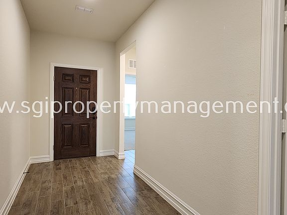 4th image of 3621 Brahman Ct