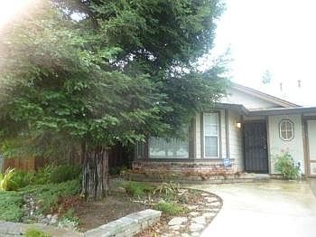 1st image of 8669 Vintage Park Dr