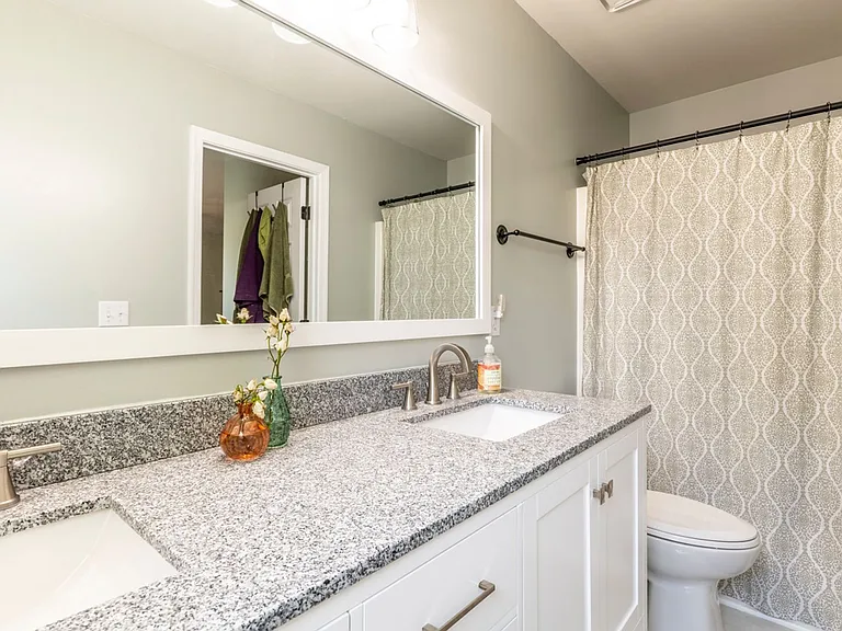 604 Wilder Dr — Photo 38