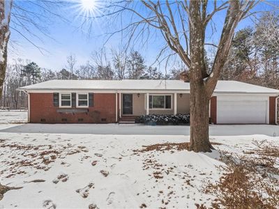 5005 Northbend Rd, Mc Leansville, NC, 27301