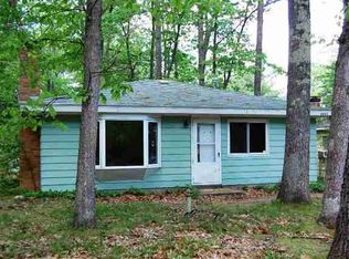 8849 Lyon Rd, Higgins Lake, MI 48627