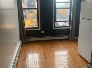 584 Lafayette Ave APT 3, Brooklyn, NY 11205
