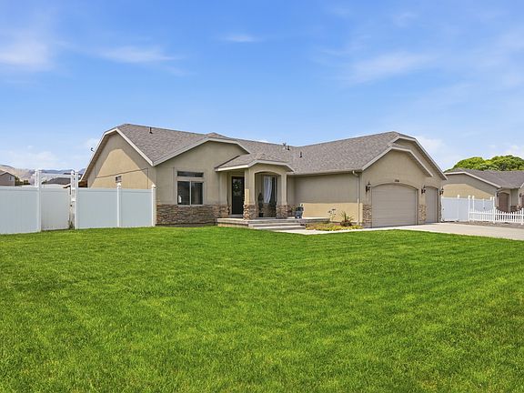 2nd image of 13524 S Grand Trotter Way