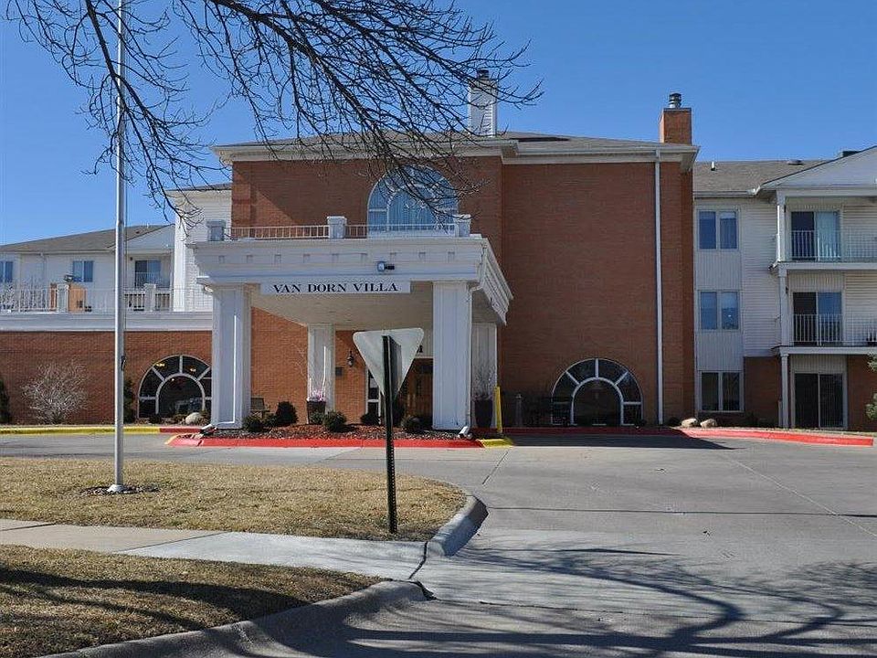 1st image of 3001 S 51st Street Ct Unit 337