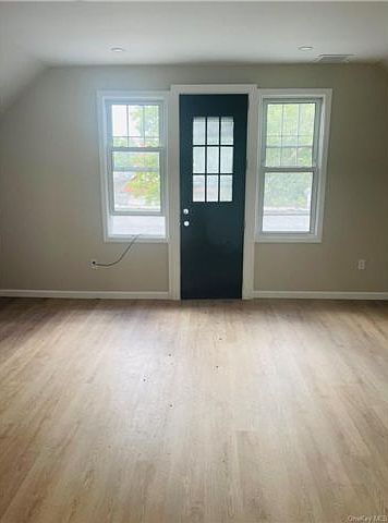 1st image of 148 W 5th St Floor 3