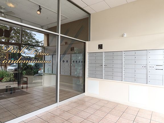 4th image of 1005 Des Plaines Ave #A307