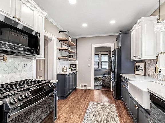 3rd image of 309 Scottholm Blvd