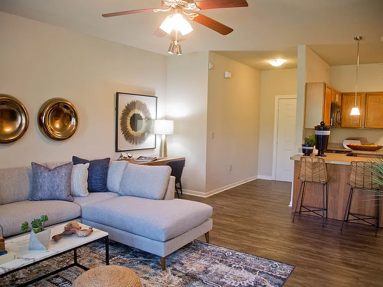 The Manor Homes of Eagle Glen — Photo 10