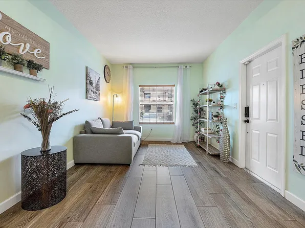 2147 Siena Terrace #2147, Hollywood, FL 33021