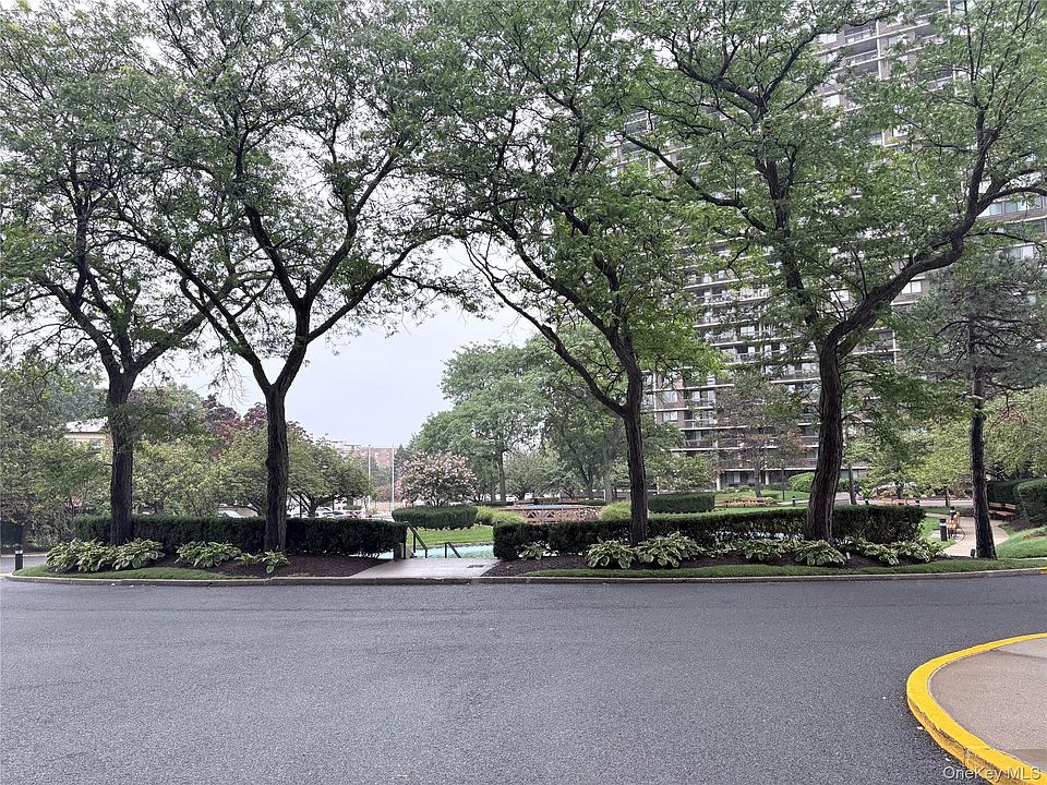 1st image of 1 Bay Club Dr APT 18L