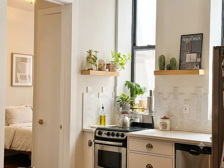141 Greene Ave #1B — Photo 4