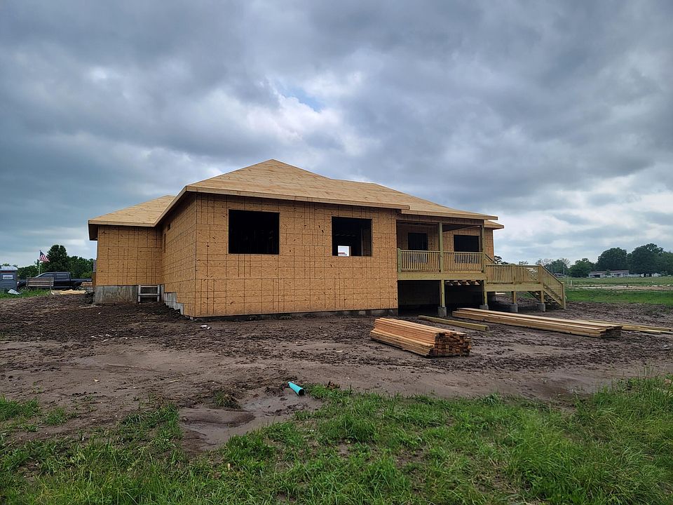 2nd image of 755 E Forest Street