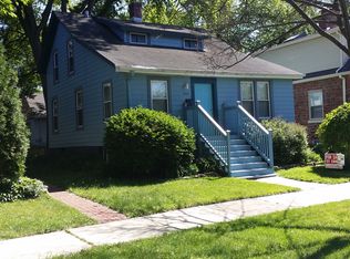 1834 Grant St, Evanston, IL 60201