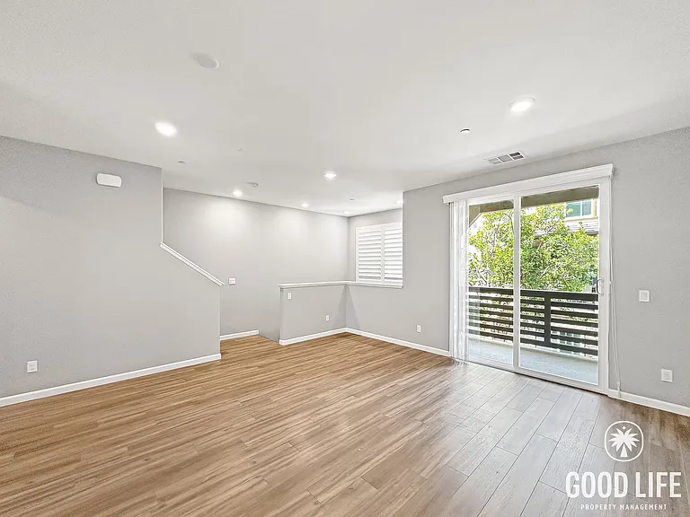 2730 Sparta Rd #13 — Photo 12