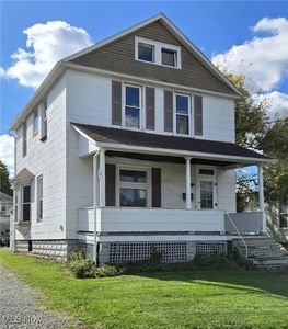 309 E Broad St, Elyria, OH, 44035