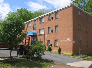 5215 B St SE APT 201, Washington, DC 20019