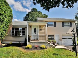 711 Amherst Rd, Linden, NJ 07036