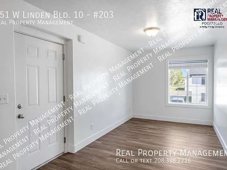 251 W Linden Ave #10-203 — Photo 6