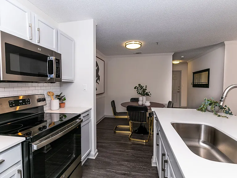 Briarcliff Apartments — Photo 7