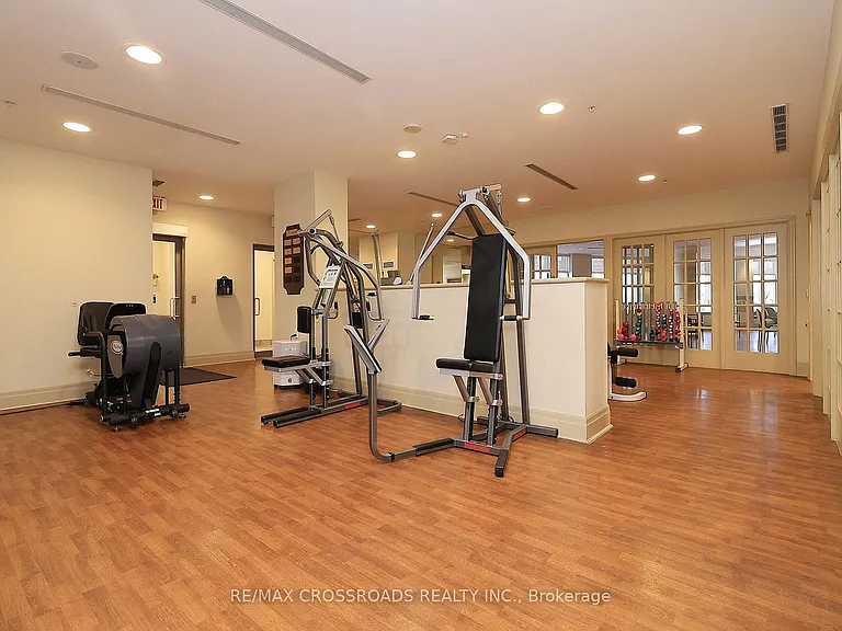 350 Princess Royal Dr #703 — Photo 25