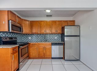 808 SE 13th St APT 1, Fort Lauderdale, FL 33316
