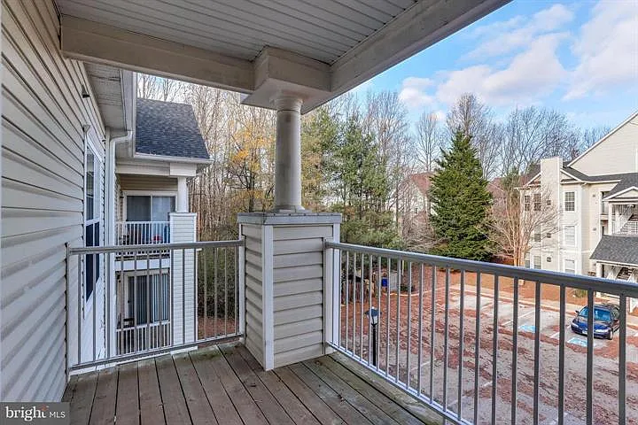 15602 Everglade Ln #301 — Photo 5