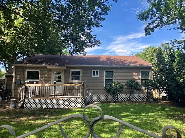 1309 Fuller Dr — Photo 11