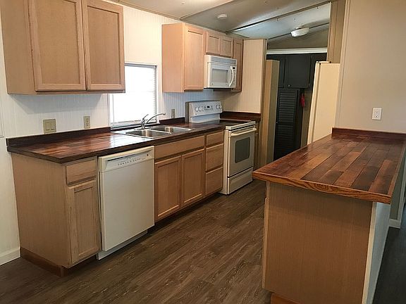 New kitchen cabinets