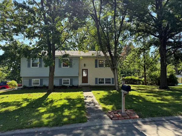 1802 Pintail Dr, Kirksville, MO 63501