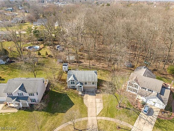 4th image of 212 Yorkshire Dr