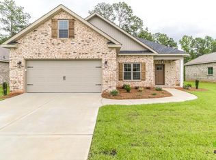 520 Bristleleaf Path, Kathleen, GA 31047