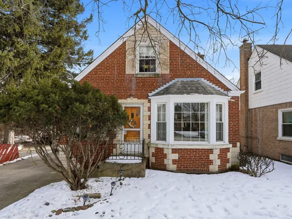 6911-6909 W Niles Ter, Niles, IL 60714