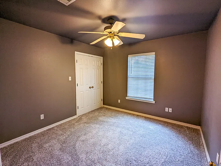 2518 Brookhaven Dr — Photo 8
