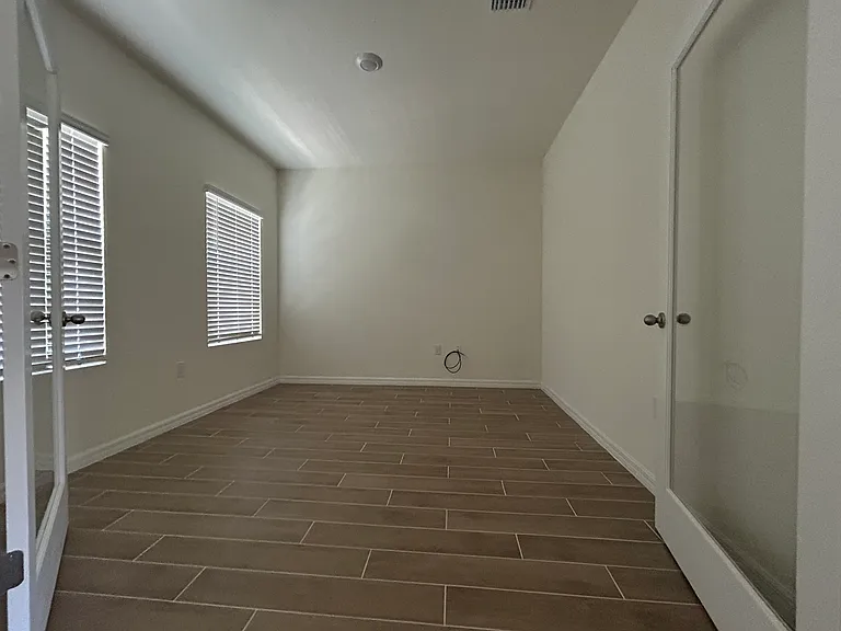 1551 NW 136th Blvd — Photo 8