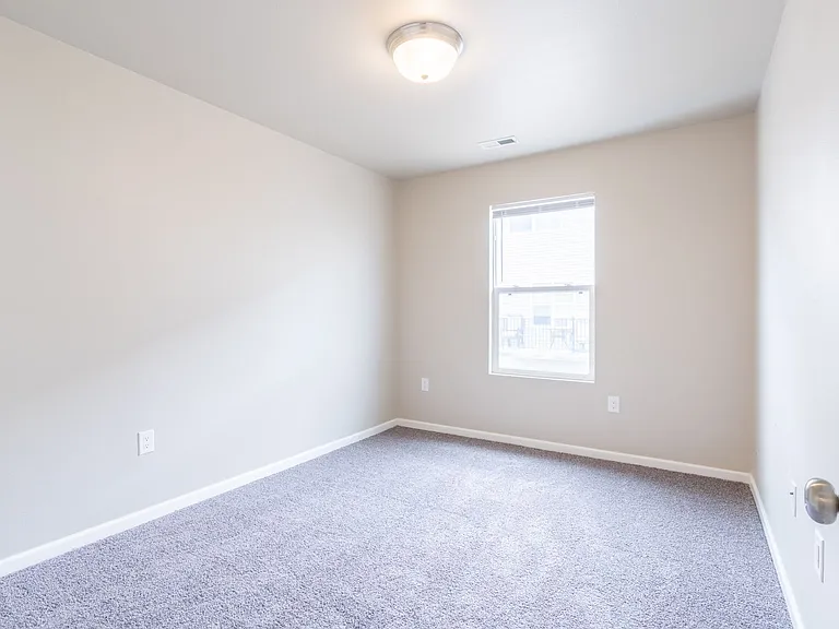 6909 Daniel Defoe Dr — Photo 3