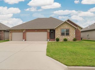 674 N Rockingham Ave, Nixa, MO 65714