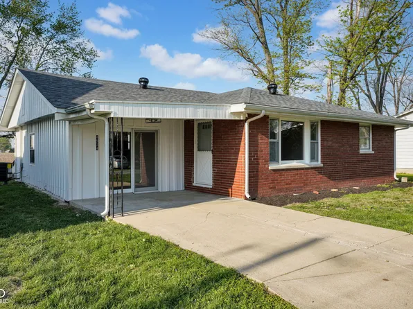 4934 E Sugar St, Columbus, IN 47203